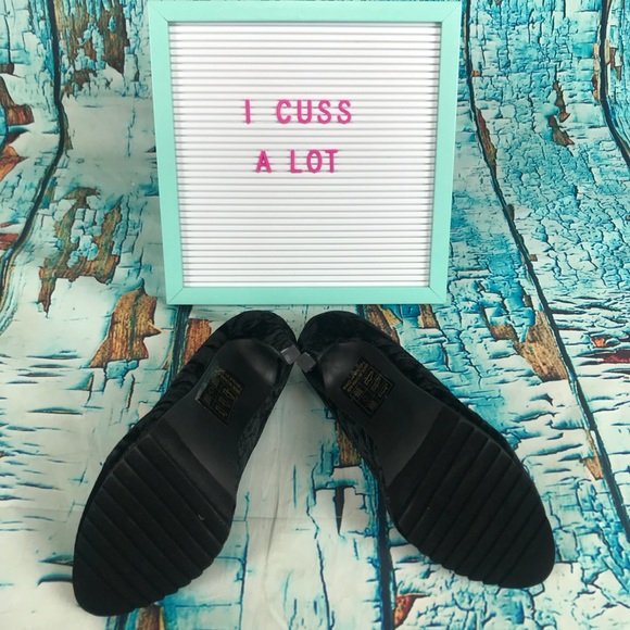 SALE! YRU Posch FU CK Heels! Brand New! YASSSSS - Picture 6 of 6